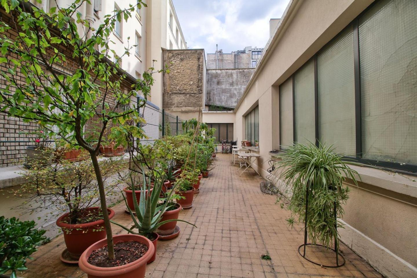 Superb 1br Flat With Balcony View On Sacre-coeur * Paris